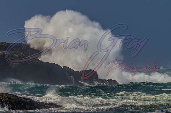 Breaking wave at Mavis Grind