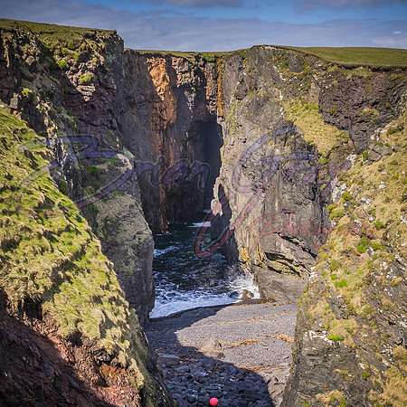 Holes of Scraada